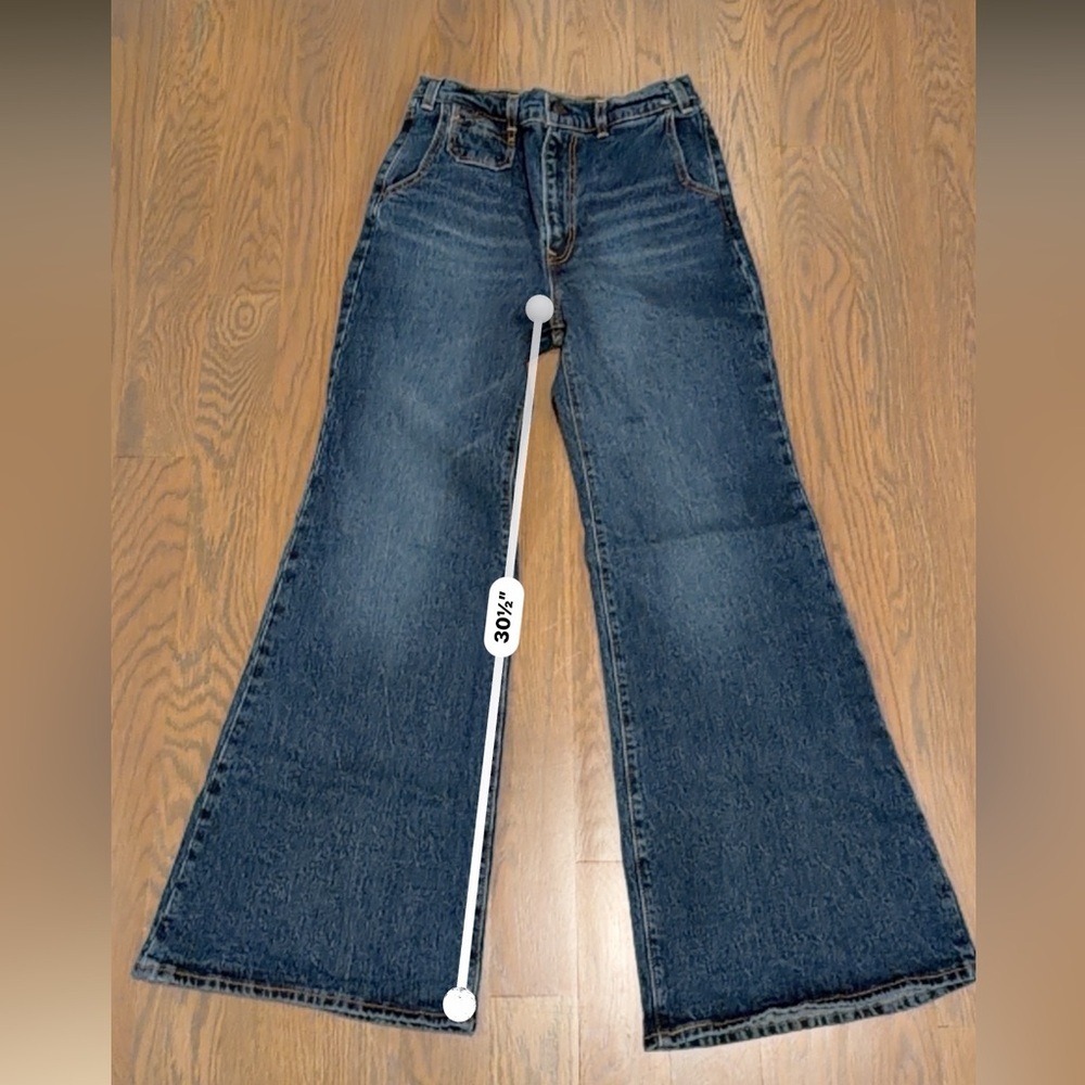 Levi’s Premium Ribcage Bell Jeans Size 28 High Rise Flare Dark Wash - Picture 11 of 12